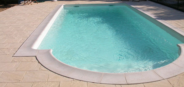 Création piscine béton à Lille
