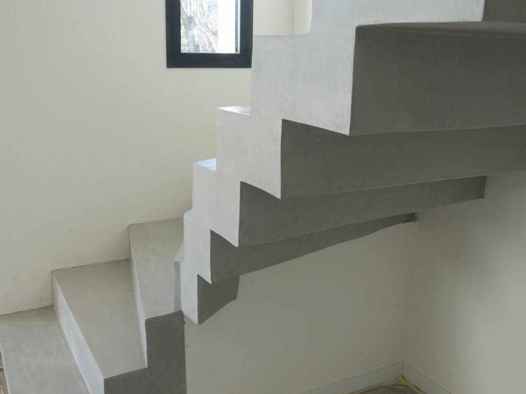 Création d'escalier en béton dans le Nord
